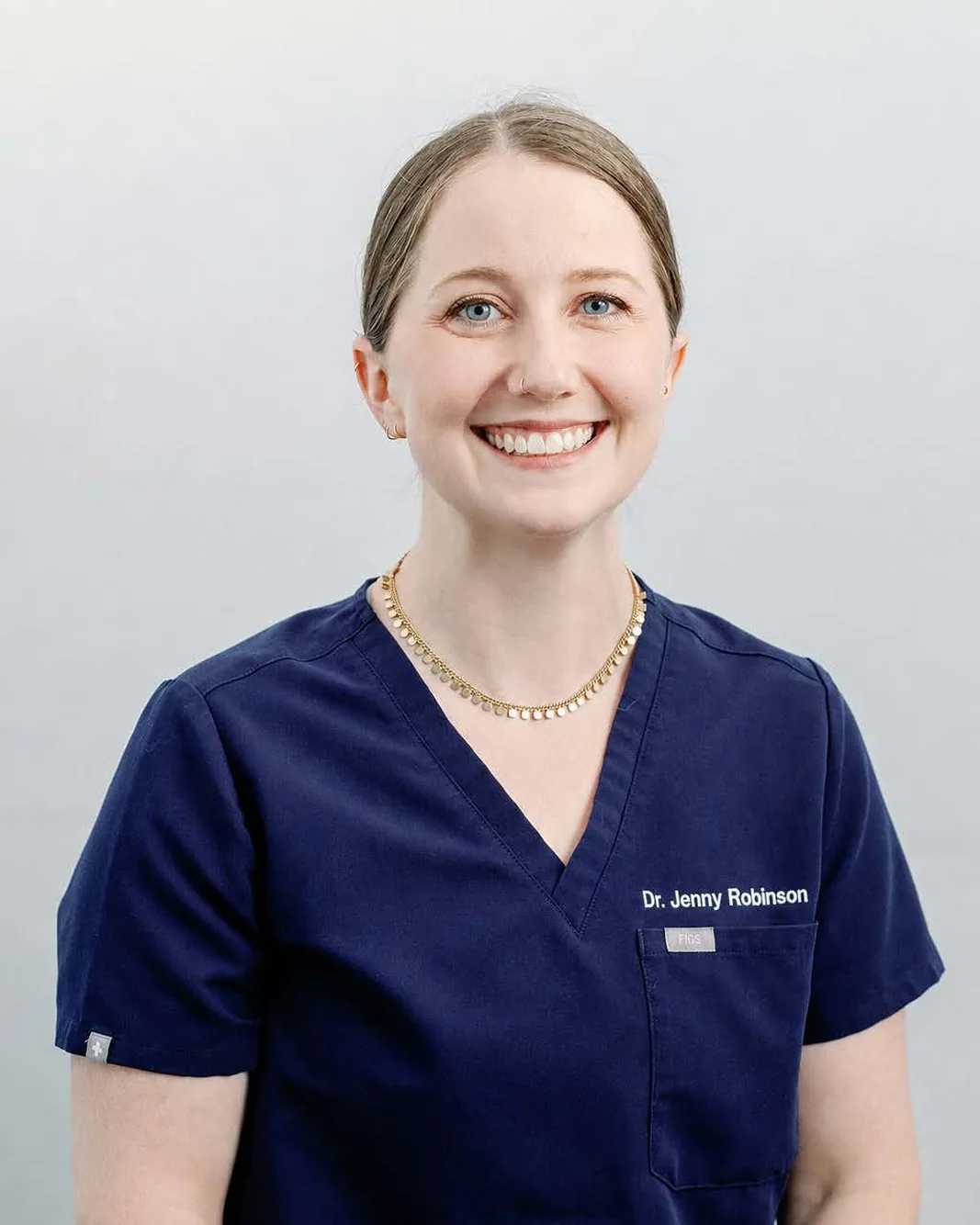 Portrait of Dr. Jenny Robinson, Veterinarian